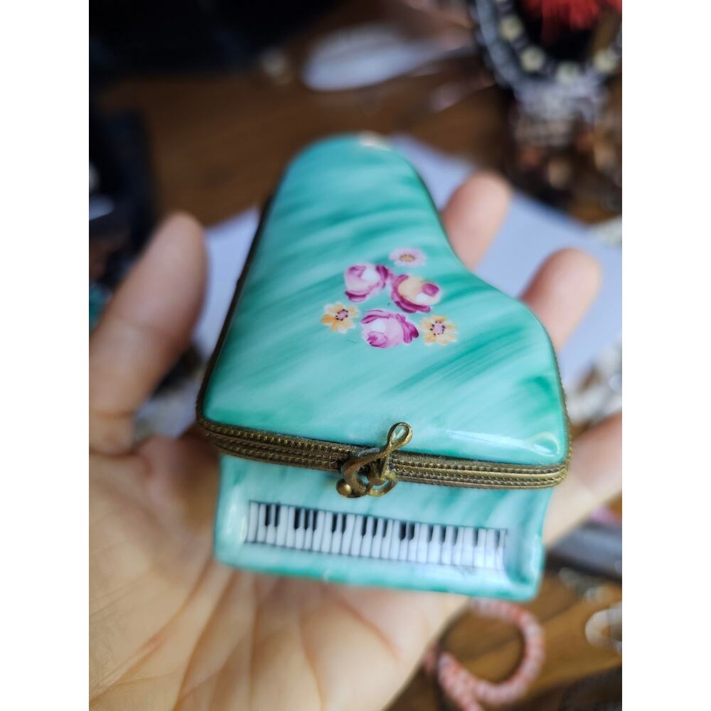 Limoges France hand-painted porcelain grand piano trinket box